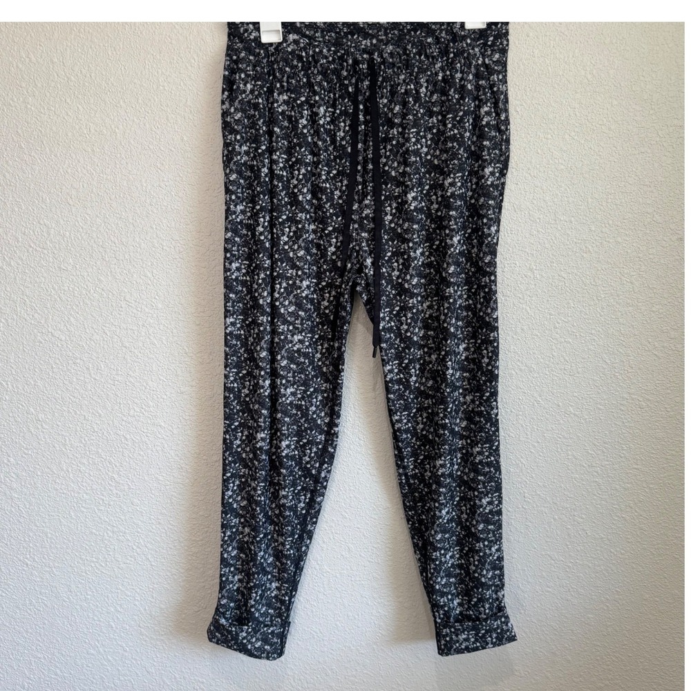 Lululemon Jet Crop Pant Shimmy Shimmer Joggers Workout‎ Travel Lounge Gym